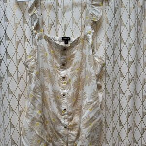 Torrid Floral Button-Down Women's Top - Cream and Yellow
